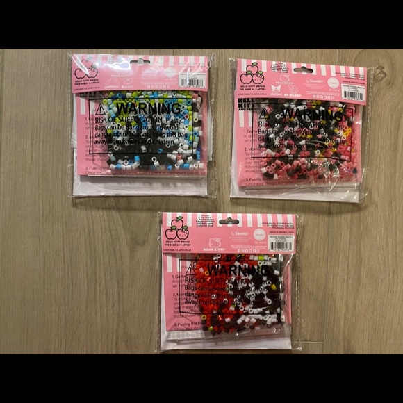 Sanrio Toys Hello Kitty And Friends Heat And Fuse Melty Beads Set